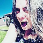 Rebekah Lambert - @thatdangbek - Instagram