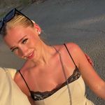 Gina Abbott - @ginaabbottnew - Instagram
