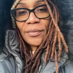 Regina Bledsoe - @reginarenee40 - Instagram
