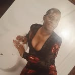 Regina Bronner - Facebook