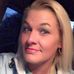 Regina Hacker - Facebook
