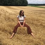 Regina Hahn - @re.gina.hahn - Instagram