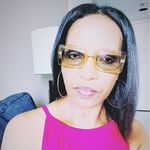 Regina Junior - @rachelciemonemom - Instagram