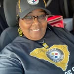 Regina Linder - @jeannie_70 - Instagram