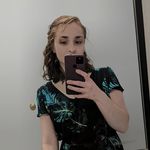 Regina Muth - @ginabeans98 - Instagram