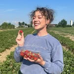 Nelle V regina - @regina.nellev - Instagram