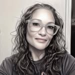 Regina Fernandes-Quick - @_dess_13 - Instagram