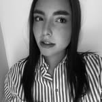 regi, 18 - @reginaonrecord - Instagram