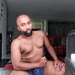 Ross - @reginaldshields20 - Instagram