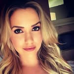 Regina Tom - @reginatom246 - Instagram