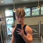 Reid Lowe - @reid_l.77 - Instagram