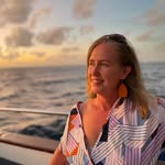 Reina Pace - @reinapace74 - Instagram