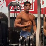 Reinaldo Rivera - @reyponss - Instagram