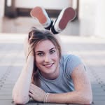 Remi Davis - @remi_davis_hoks - Instagram