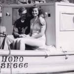 Rena Carter Alvillar - @atomic_retro_cupcake - Instagram