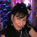 Rena Garcia - @renagarcia56 - Instagram