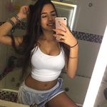 Rena Snyder - @renasnyder93 - Instagram
