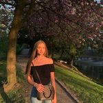 Rena Whitaker - @renawhitaker40 - Instagram