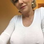 Rena White - @ellamails0447 - Instagram