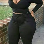 Renae Freeman - @quee.nb1206 - Instagram