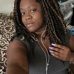 Renae Murphy - @mssexii87 - Instagram