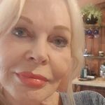 Renate Brigitte Thompson - @abndrot - Instagram