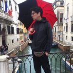 René Cerda Inostroza - @ranahacelibros - Instagram