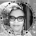 Renee Kinney - @renee.lewis1564 - Instagram