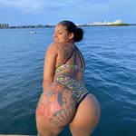 Renee Lowery - @lowerymarie29 - Instagram