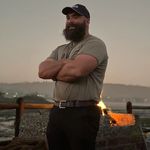 René Pieper - @renier_bees - Instagram