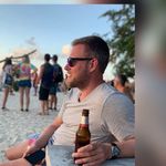 Rene Voss - @arvee80 - Instagram