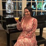Renee Wyatt - @naesy.wyatt - Instagram