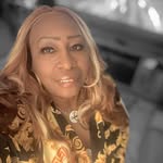 Renee James - @reneejames353 - Instagram