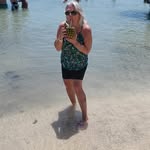 Renee Baldwin - @mummum23 - Instagram
