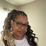 Renee Betts - @gmanaenaeb - Instagram