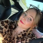 ᴿᵉⁿᵉᵉ ᵇᵒᵒᵗʰ - @missboothie - Instagram