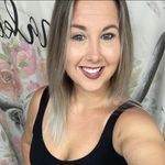 Renée Bourgeois - @reneebourgeois - Instagram