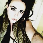 Renee Brady - @nayzbrady25 - Instagram