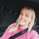 Renee - @reneebrinks - Instagram