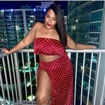 Renee Buckner - @r_buck25 - Instagram