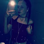 Renee Burge - @renee.burge.737 - Instagram