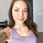 Jaclyn Renee Case - @senoritasassyplants - Instagram