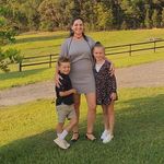 Rene'e Conlon - @reneebrosnan1 - Instagram