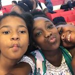 Renee Devoe Elizabeth - @red_loveandlive - Instagram