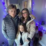 Renee Dooley - @reneedooley75 - Instagram