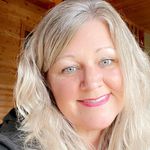 Renee Downing - @reneedowning1972 - Instagram