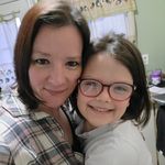 Renée Downs - @nannerbeans1984 - Instagram