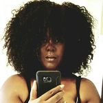 Renee Easley - @itsahairthang_ - Instagram