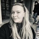 Renee Engel - @reneeengel - Instagram
