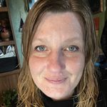 Renee Erwin - @delande79 - Instagram